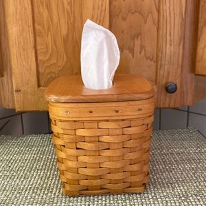 Longaberger 1999 Tissue Basket with Wood Lid NO PROTECTOR.
